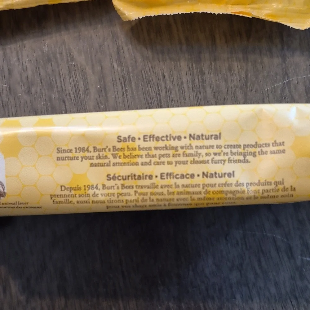 4 Burt's Bees for Pets Anti-Hairball Wipes‎ for Cats Sunflower Oil & Wheat Germ